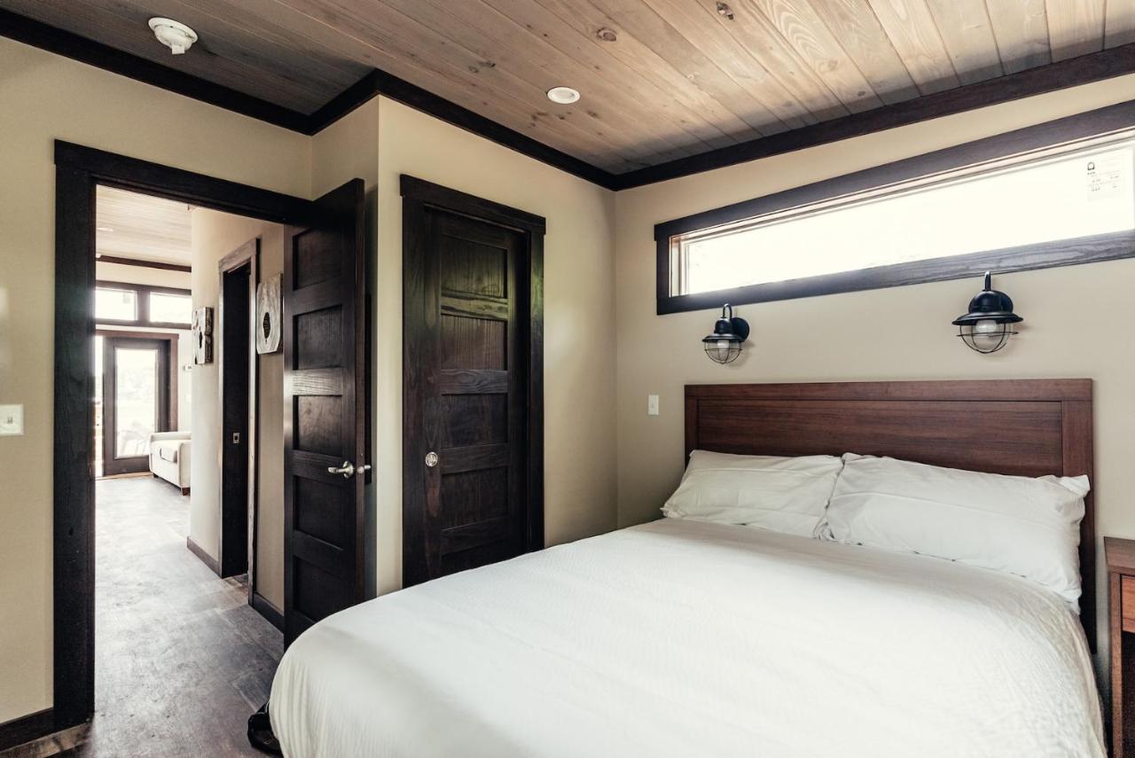 Camp Cedar Hotel Мейсън Екстериор снимка